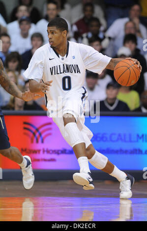 12 février 2011 - Villanova, New York, États-Unis - Villanova Wildcats avant Antonio Pena (0) avec la balle. Dans une grande bataille de l'est # 4 # 9 Pittsburgh défait Villanova 57-54 , dans un jeu joué à l'Pavillion de Villanova, Mississippi (crédit Image : © Mike Southcreek human life by Sylvester Graham/global/ZUMAPRESS.com) Banque D'Images