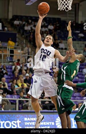 16 février 2011 - Fort Worth, Texas, US - TCU Horned Frogs Avant Nikola Cerina (12) en action contre le Colorado State Rams. La Colorado State bat TCU 69-55 à Daniel-Meyer Coliseum. (Crédit Image : © Andrew Dieb/global/ZUMAPRESS.com) Southcreek Banque D'Images