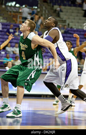 16 février 2011 - Fort Worth, Texas, US - TCU Horned Frogs Center Cheick Kone (34) en action contre le Colorado State Rams. La Colorado State bat TCU 69-55 à Daniel-Meyer Coliseum. (Crédit Image : © Andrew Dieb/global/ZUMAPRESS.com) Southcreek Banque D'Images