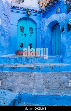 La belle bleue médina de Chefchaouen au Maroc Banque D'Images