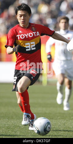 Le 26 février 2011 - Yokohama, Japon - HAYUMA TANAKA de Nagoya Grampus en action au cours de la FUJI XEROX SUPER CUP 2011 de Nissan Stadium à Yokohama, au Japon. Nagoya Grampus Kashima Antlers défait par 1-1(PK3-1) (Crédit Image : © Shugo Takemi/Jana Press/ZUMAPRESS.com) Banque D'Images