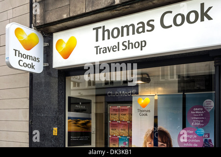 Vitrine et enseigne avec logo de Thomas Cook Travel shop / agence Banque D'Images