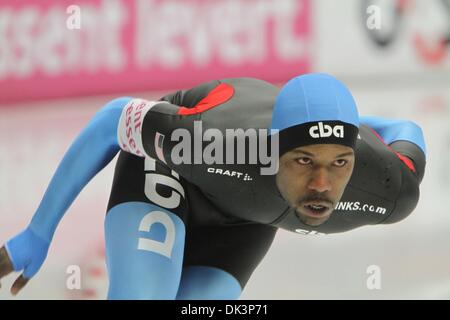 Mar 10, 2011 - Inzell, Allemagne - Shani Davis de USA , d'argent olympique de 1500 mètres en patinage de vitesse au cours de la concurrence championnat. (Crédit Image : © Vladimir Gerdo PhotoXpress/ZUMAPRESS.com) / Banque D'Images