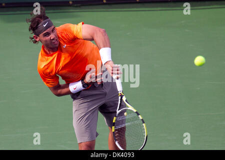 Mar. 14, 2011 - Indian Wells, Californie, États-Unis - Rafael Nadal (ESP) en action au cours de la troisième série de match du BNP Paribas Open 2011 tenue à l'Indian Wells Tennis Garden à Indian Wells, en Californie. Nadal a gagné avec un score de 6-3, 6-1 (Image Crédit : © Gerry Maceda/ZUMAPRESS.com) Southcreek/mondial Banque D'Images