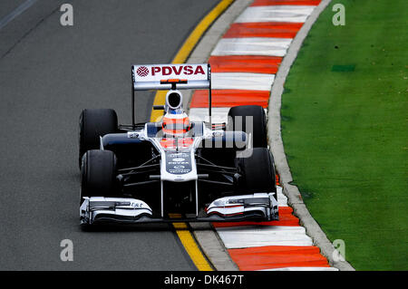 25 mars 2011 - Melbourne, Victoria, Australie - Rubens Barrichello (Brésil) conduisant la voiture AT&T Williams (11) au cours de la pratique de l'une session 2011 La formule un Grand Prix d'Australie à l'Albert Park Circuit, Melbourne, Australie. (Crédit Image : © basse Sydney/global/ZUMAPRESS.com) Southcreek Banque D'Images