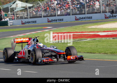 Mar 27, 2011 - Melbourne, Victoria, Australie - voitures sur la piste au cours de la Formule Un Grand Prix d'Australie. (Crédit Image : © Andrew Gyopar/ZUMAPRESS.com) Banque D'Images