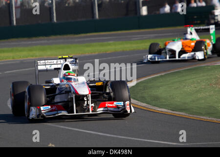 Mar 27, 2011 - Melbourne, Victoria, Australie - voitures sur la piste au cours de la Formule Un Grand Prix d'Australie. (Crédit Image : © Andrew Gyopar/ZUMAPRESS.com) Banque D'Images