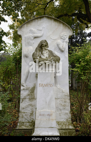 Tombe de Johannes Brahms, compositeur, Zentralfriedhof, cimetière Central, Vienne, Autriche, Europe Banque D'Images