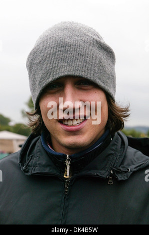 Vernon Kay backstage au festival de Glastonbury 2004 Banque D'Images