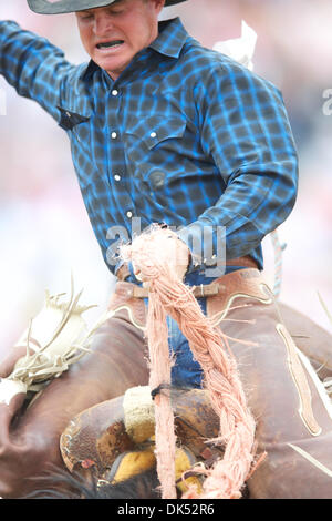 17 avril 2011 - Red Bluff, Californie, États-Unis - Matt Merveille de Winnemucca, NEVADA au 2011 Red Bluff Round-Up au District de Tehama Fairgrounds à Red Bluff, CA. (Crédit Image : © Matt Cohen/ZUMAPRESS.com) Southcreek/mondial Banque D'Images