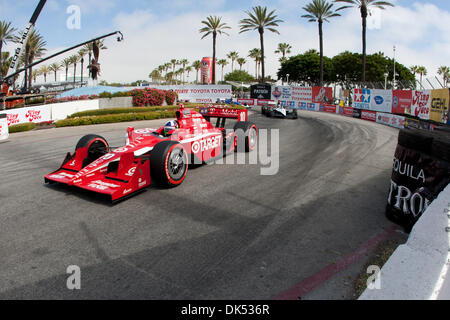 17 avril 2011 - Long Beach, Californie, États-Unis - Dario Franchitti pilote de la # 10 Target Chip Ganassi Racing Dallara Honda lors de la course IndyCar Series 37e assemblée annuelle du Grand Prix de Toyota de Long Beach. (Crédit Image : © Brandon Parry/global/ZUMAPRESS.com) Southcreek Banque D'Images