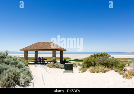 Bridger Bay Beach, île de l'antilope, l'Antilope Island State Park, Grand Lac Salé, Utah, USA Banque D'Images