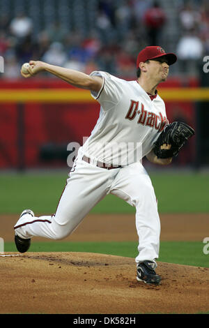 Avril 26, 2011 - Phoenix, Arizona, États-Unis - Arizona Diamondbacks pitcher Daniel Hudson (41) offre un emplacement au cours d'une victoire 7-5 sur les Phillies de Philadelphie à Chase Field à Phoenix, Arizona. (Crédit Image : © inférieur gène/global/ZUMAPRESS.com) Southcreek Banque D'Images