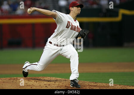 Avril 26, 2011 - Phoenix, Arizona, États-Unis - Arizona Diamondbacks pitcher Daniel Hudson (41) offre un emplacement au cours d'une victoire 7-5 sur les Phillies de Philadelphie à Chase Field à Phoenix, Arizona. (Crédit Image : © inférieur gène/global/ZUMAPRESS.com) Southcreek Banque D'Images