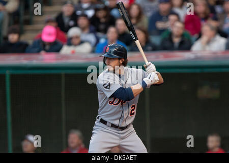 29 avril, 2011 - Cleveland, Ohio, États-Unis - Detroit le deuxième but ne rime (28) au bâton lors de la deuxième manche contre Cleveland. Les Indians de Cleveland se sont ralliés à battre les Tigers de Detroit 9-5 au Progressive Field de Cleveland, Ohio. (Crédit Image : © Frank Jansky/global/ZUMAPRESS.com) Southcreek Banque D'Images