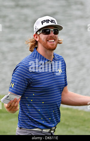 19 mai 2011 - Fort Worth, Texas, US - Hunter Mahan réagit à la foule bruyante à # 13 durant le 1er tour de la PGA Crowne Plaza Invitational à Colonial. (Crédit Image : © Andrew Dieb/global/ZUMAPRESS.com) Southcreek Banque D'Images