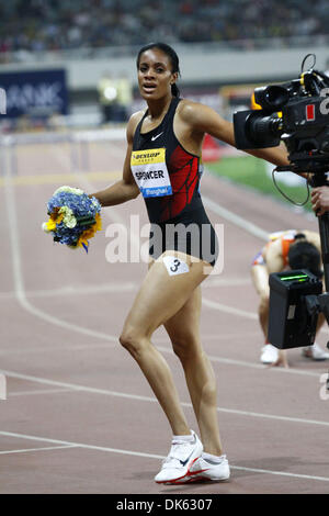 15 mai 2011 - Shanghai, Chine - KALIESE Spencer de la Jamaïque (en photo) était arrivé en première place dans le 400 mètres haies lors de la Ligue de Diamant 2011 Shanghai Golden Grand Prix avec Lashinda Demus des États-Unis et d'autres Jamaican Melaine Walker fermer derrière. (Crédit Image : © Breningstall ZUMAPRESS.com)/Jeremy Banque D'Images