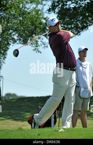 25 mai 2011 - Las Colinas, Texas, USA - Cameron Beckman tees off à la 3 par pendant le jour de l'Pro-Am Byron Nelson HP a joué à l'hôtel Four Seasons de Las Colinas, Texas. (Crédit Image : © Patrick Green/ZUMAPRESS.com) Southcreek/mondial Banque D'Images