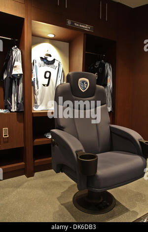 20 juillet 2011 - Kansas City, Kansas, États-Unis - Teal Bunbury's locker à LIVESTRONG Sporting Park avant de Newcastle United de l'EPL se préparent à prendre sur Sporting Kansas City de MLS à leur premier match de leur tournée américaine. LIVESTRONG Sporting Park à Kansas City, Kansas. (Crédit Image : © Tyson Hofsommer/global/ZUMAPRESS.com) Southcreek Banque D'Images