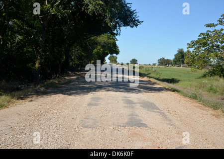 66 route de l'Oklahoma. Le 1922 9 pieds de large section est la plus ancienne partie Road-Sidewalk ruban l'autoroute, de Miami à Afton Banque D'Images