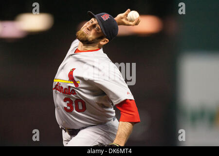 7 juin 2011 - Houston, Texas, États-Unis - St Louis Cardinals Pitcher Jason Motte (30) Remplacé St Louis Cardinals Pitcher Jake Westbrook (35). Cardinals de Saint-Louis battre les Astros de Houston 7 - 4 au Minute Maid Park de Houston au Texas. (Crédit Image : © Juan DeLeon/global/ZUMAPRESS.com) Southcreek Banque D'Images