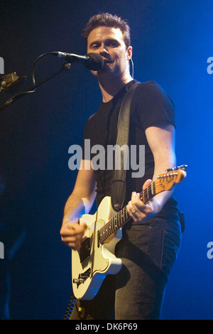 Jon Fratelli vrai nom John Lawler de Henri Salvador effectuant à O2 ABC Glasgow Ecosse - 26.09.12 Banque D'Images