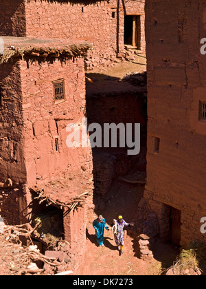 Architecture berbère sur le village de Megdaz souvent appelé le plus beau village de l'Atlas marocain Banque D'Images