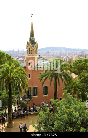 Casa Museu Gaudi dans le Parc Guell, la maison et musée dédié à Antoni Gaudi, Barcelone, Espagne Banque D'Images