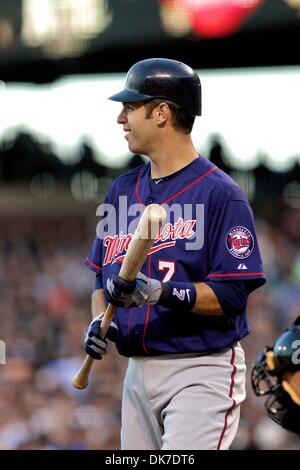 Le 21 juin 2011 - San Francisco, Californie, États-Unis - Minnesota Twins catcher Joe Mauer (7) à la batte lors de la MLB match entre les Giants de San Francisco et les Minnesota Twins. Les Twins du Minnesota gagner le match 9-2. (Crédit Image : © Southcreek Dinno Kovic/global/ZUMAPRESS.com) Banque D'Images