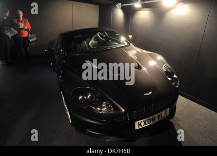En 2008, une Aston Martin DBS V12 6 litres utilisé par Daniel Craig dans Quantum of Solace Estimation £100.000-150.000 50 ans de James Bond
