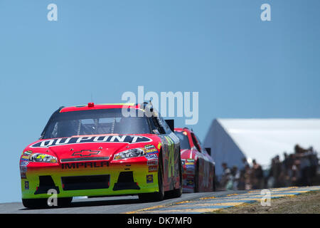 26 juin 2011 - Sonoma, Californie, États-Unis - pilote Hendrick Motorsports Jeff Gordon (24) dans la Chevrolet de DuPont au cours de la Toyota Save Mart 350 à Infineon à Sonoma, CA. (Crédit Image : © Matt Cohen/ZUMAPRESS.com) Southcreek/mondial Banque D'Images