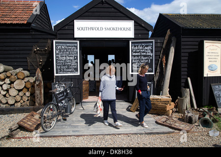 Suffolk Angleterre Southwold, pêcheur traditionnel abris Banque D'Images