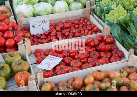 Marché au Campo de' Fiori, vue détaillée du produit en vente, Rome, Latium, Italie Banque D'Images