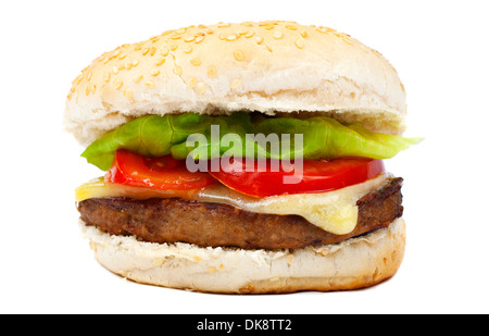 Hamburger contenant du fromage, de la laitue et la tomate. Banque D'Images
