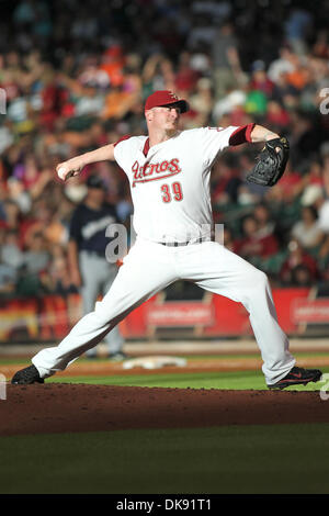 6 août 2011 - Houston, Texas, États-Unis - Houston Astros pitcher Brett Myers (39) est le lanceur partant dans la deuxième des trois séries de jeux. Les Milwaukee Brewers battre les Astros de Houston 7-5 au Minute Maid Park de Houston, TX. (Crédit Image : © Luis Leyva/ZUMAPRESS.com) Southcreek/mondial Banque D'Images