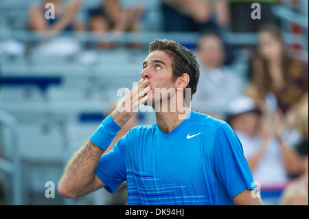 Le 8 août, 2011 - Montréal, Québec, Canada - Août 8th, 2011 - Montréal, Québec, Canada : Jarkko Nieminen (FIN) et Juan Martin Del Porto (ARG) jouer le Centre Court au Stade Uniprix à Montréal. Del Porto a gagné plus de Nieminen (6-4) (6-0) (Crédit Image : © Marc DesRosiers/ZUMAPRESS.com) Southcreek/mondial Banque D'Images