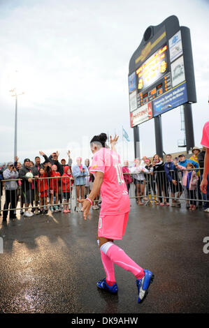 14 août 2011 : Western New York Flash défait l'Atlanta a battu 2-0 à Sahlen's Stadium à Rochester, NY dans un Women's Professional Soccer (WPS) se rencontreront. Western New York Flash forward Marta (10) prend le domaine de la seconde moitié du jeu.(Image Crédit : © Alan Schwartz/Cal/ZUMAPRESS.com) Media Sport Banque D'Images