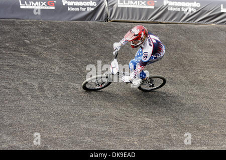 19 août 2011 - London, Greater London, Royaume-Uni - USA Connor Fields à la Coupe du monde de BMX Supercross dans le Parc olympique de Londres. (Crédit Image : ©/ZUMAPRESS.com) Liasi Theodore Banque D'Images
