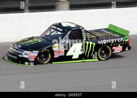 20 août 2011 - Brooklyn, Michigan, États-Unis - Ricky Carmichael fait sa tentative de qualification au Michigan International Speedway. (Crédit Image : © Alan Ashley/ZUMAPRESS.com) Southcreek/mondial Banque D'Images