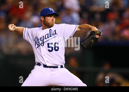 20 août 2011 - Kansas City, Missouri, États-Unis - Kansas Ville Royal lanceur droitier Greg Holland (56) offre un emplacement au cours d'un match entre les Red Sox de Boston et les Royals de Kansas City à Kauffman Stadium de Kansas City, Missouri. Les Royals défait les Red Sox 9-4. (Crédit Image : © Scott Kane/ZUMAPRESS.com) Southcreek/mondial Banque D'Images
