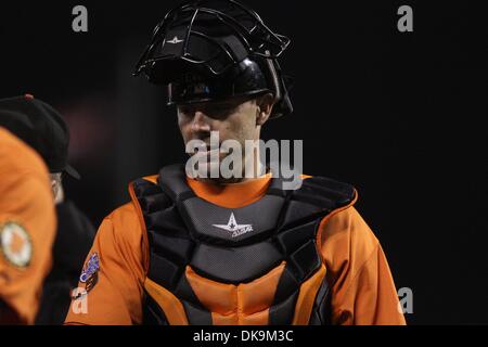 Le 26 août 2011 - San Francisco, Californie, États-Unis - San Francisco Giants catcher Chris Stewart (37) après le jeu MLB entre les Giants de San Francisco et les Astros de Houston. Les Giants de San Francisco gagner le match 2-1. (Crédit Image : © Southcreek Dinno Kovic/global/ZUMAPRESS.com) Banque D'Images