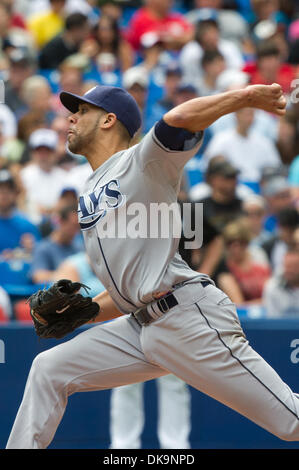 28 août 2011 - Toronto, Ontario, Canada - Rays de Tampa Bay pitcher David Price (14) la route contre les Blue Jays de Toronto. Les Rays de Tampa Bay a vaincu les Blue Jays de Toronto 12 - 0 au Rogers Centre, Toronto (Ontario). (Crédit Image : © Keith Hamilton/ZUMAPRESS.com) Southcreek/mondial Banque D'Images