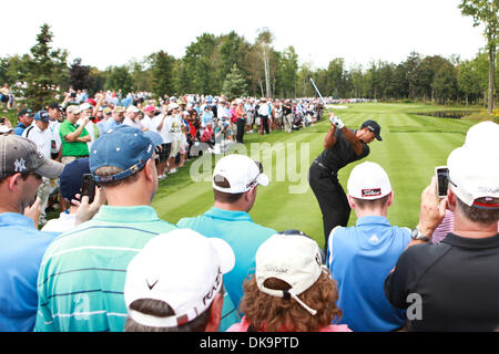 31 août 2011 - Verona, New York, États-Unis - Tiger Woods tees au large de la 6e à la 4e conférence annuelle en t Notah Begay III Foundation Défi à Atunyote Golf Club à Vernon, New York le 31 août 2011 (Image Crédit : © Nick Serrata/Eclipse/ZUMAPRESS.com) Banque D'Images