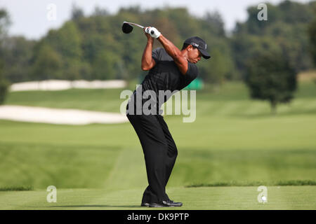 31 août 2011 - Verona, New York, États-Unis - Tiger Woods tees off sur la 18e t sur le 4e Notah Begay III Foundation Défi à Atunyote Golf Club à Vernon, New York le 31 août 2011 (Image Crédit : © Nick Serrata/Eclipse/ZUMAPRESS.com) Banque D'Images