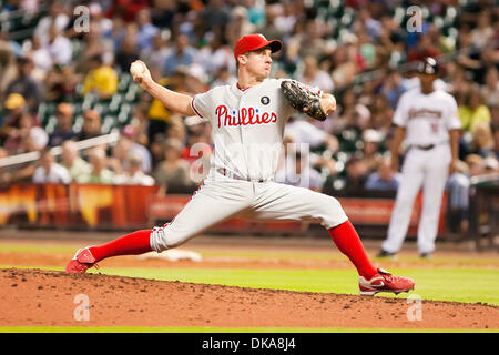 12 septembre 2011 - Houston, Texas, États-Unis - le lanceur partant des Phillies de Philadelphie Roy Oswalt (44) contre les Astros de Houston de tangage. Astros de Houston défait les Phillies de Philadelphie 5-1 au Minute Maid Park de Houston au Texas. (Crédit Image : © Juan DeLeon/global/ZUMAPRESS.com) Southcreek Banque D'Images