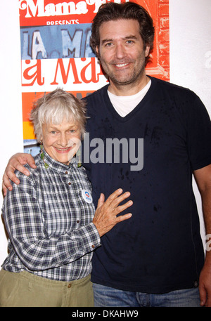 Estelle Parsons et Craig Bierko Rencontrez et Saluez avec cast de "AdA" à la MaMa studios de pratique New York City USA - 18.09.12 Banque D'Images