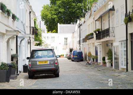 Un riche rue mews en terrasse à l'ouest de Londres Banque D'Images