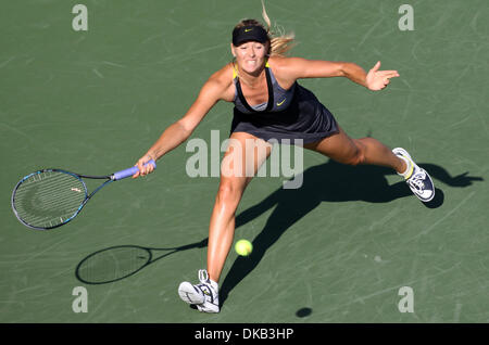 28 septembre 2011 - Tokyo, Japon - MARIA SHARAPOVA de Russie renvoie la balle contre J. Goerges d'Allemagne pendant le Pan Pacific Open Tennis Tournament à Ariake Colosseum. (Crédit Image : © Koichi Kamoshida/Jana Press/ZUMAPRESS.com) Banque D'Images