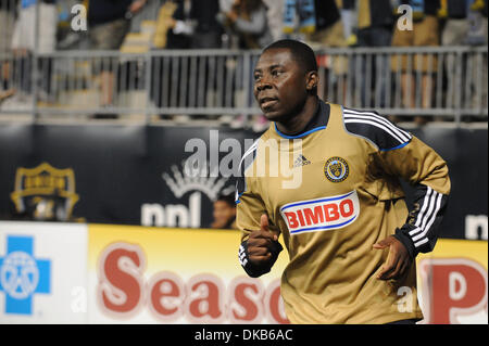 Le 29 septembre, 2011 - Chester, Pennsylvanie, États-Unis - Union de Philadelphie Freddy Adu milieu de terrain (11) Retour à l'établi. Dans un match joué à PPL Park à Chester, Pennsylvanie l'Union de Philadelphie a défait le D.C. United 3-2 (Image Crédit : © Mike Southcreek/ZUMAPRESS.com)/human life by Sylvester Graham Banque D'Images