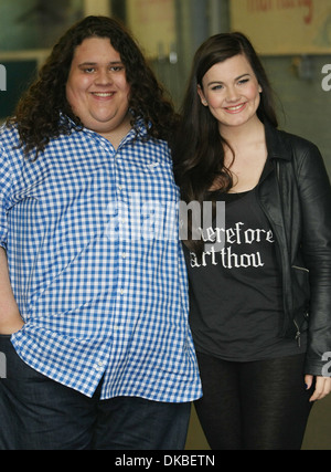 Jonathan Antoine et Charlotte Jaconelli à l'ITV studios London, England - 24.09.12 Banque D'Images